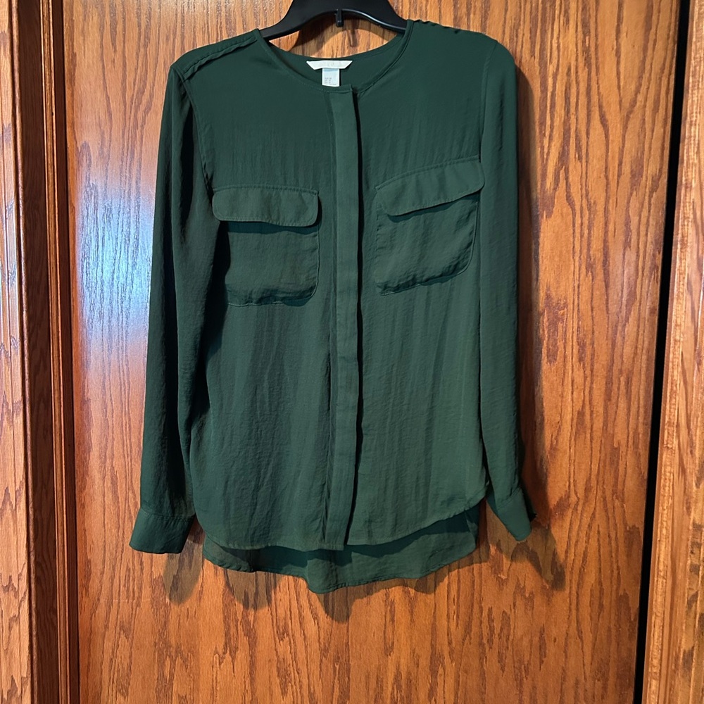 H&M Women's Green Button-Up Blouse